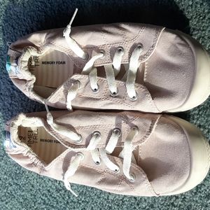 Light pink Time and Tru shoes